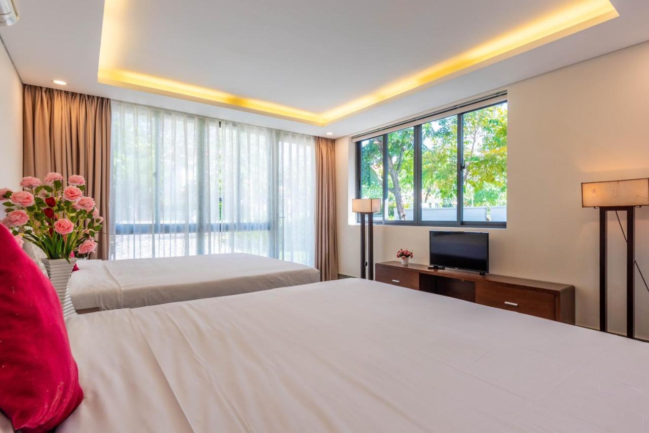 Emblem Sea 3 bedroom villas Da Nang Exteriör bild